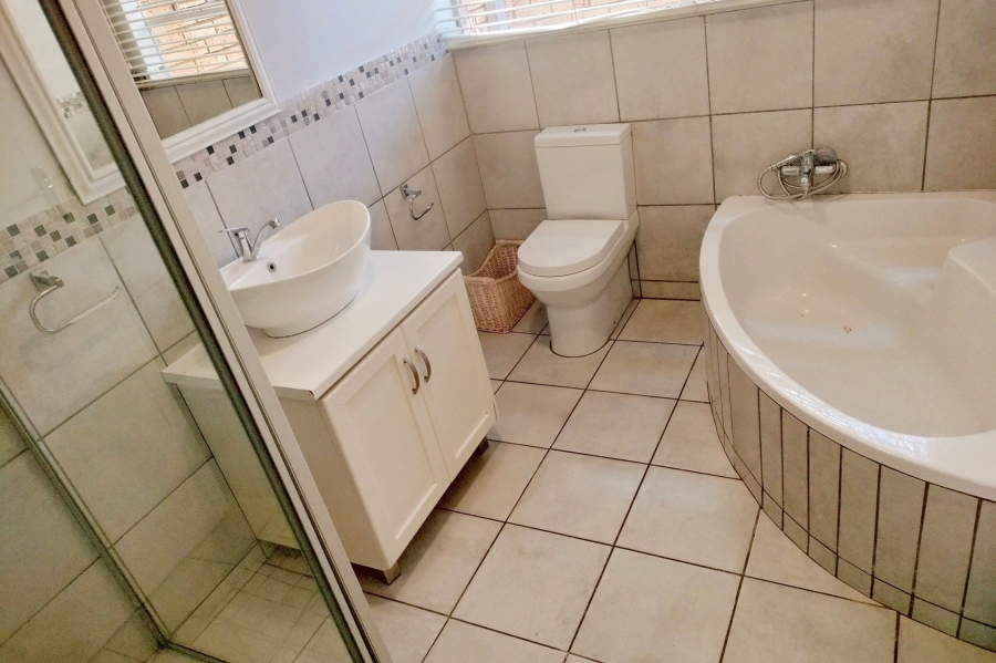 3 Bedroom Property for Sale in Riebeeckstad Free State